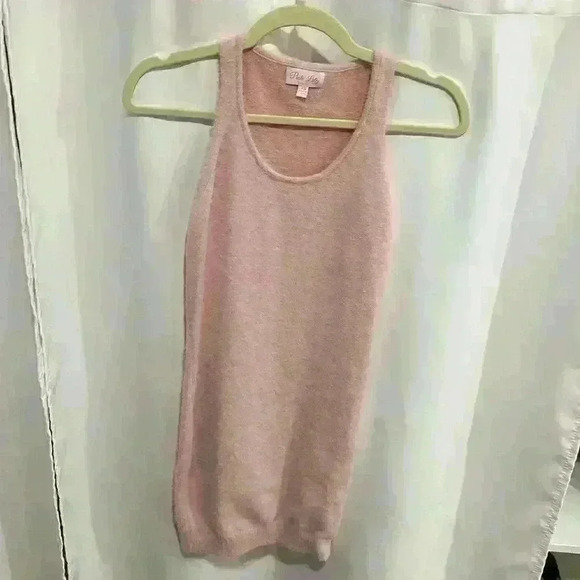 Pink Lily mini skirt with matching sweater - Picture 2 of 3